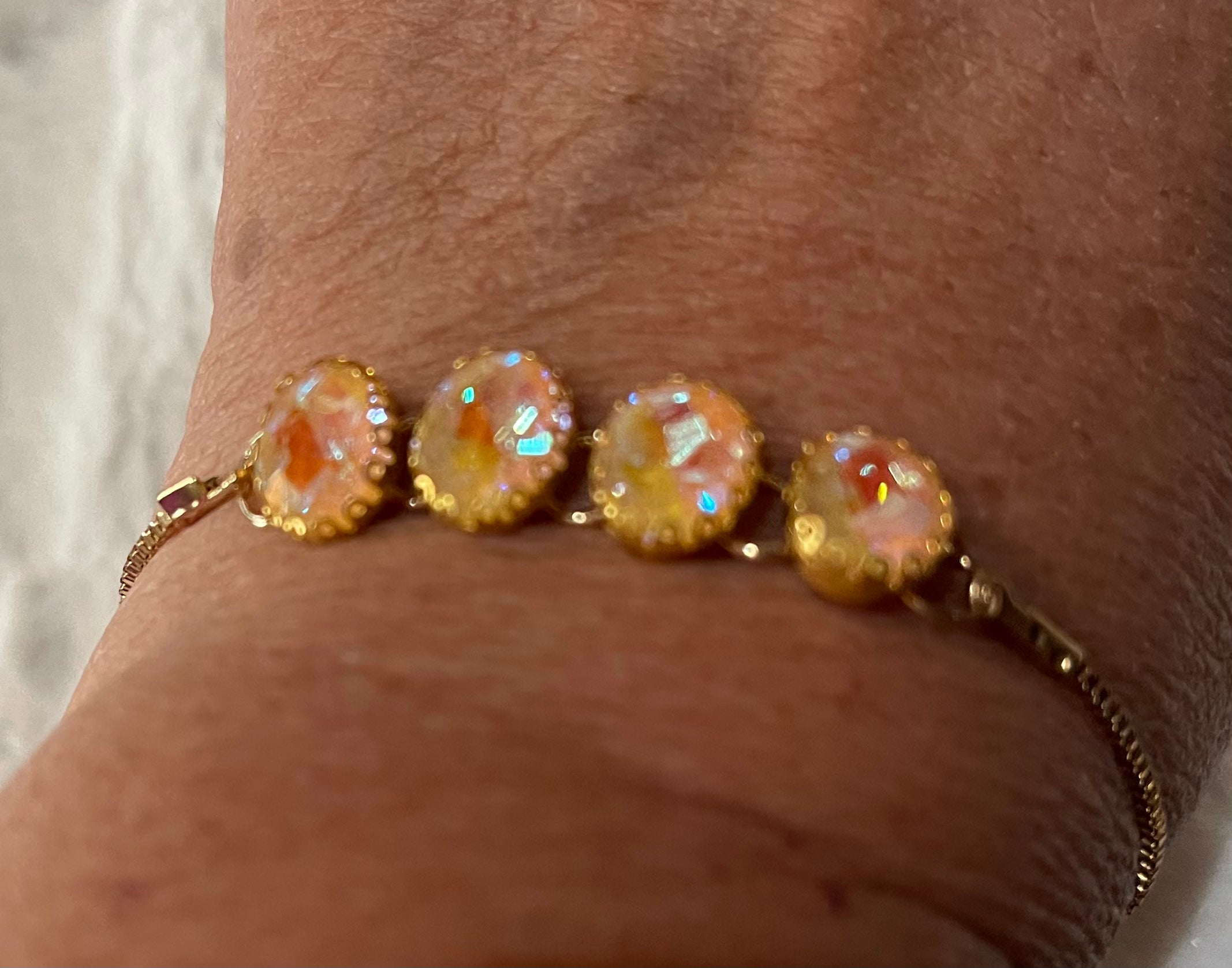Yellow stone bracelet