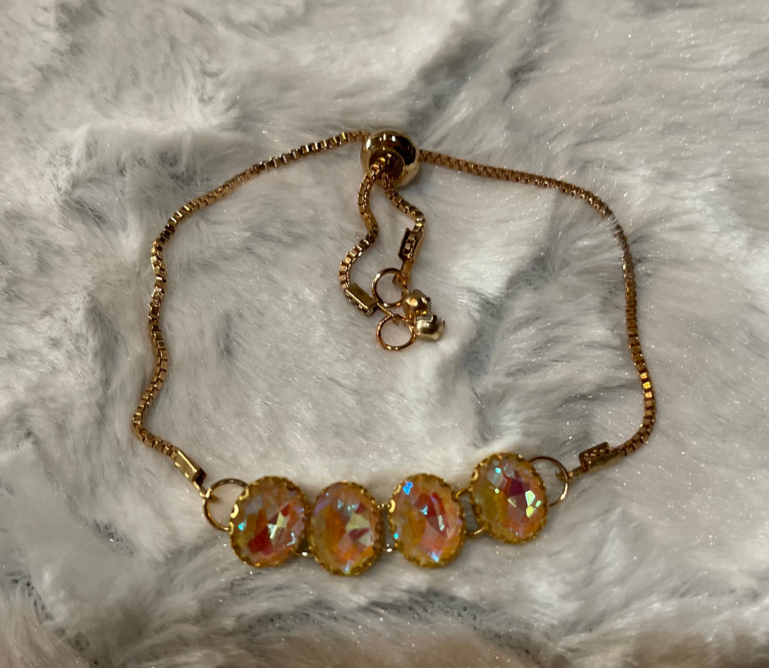 Yellow stone bracelet